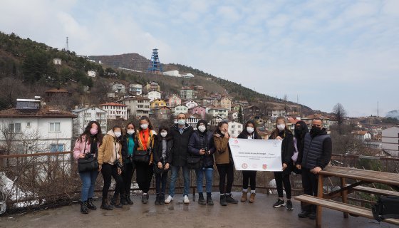 Yaşamın İçinden Bir Genç Bir Fotoğraf projesi Grup-2